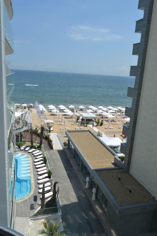 White Tower Mamaia Apartament Exterior photo